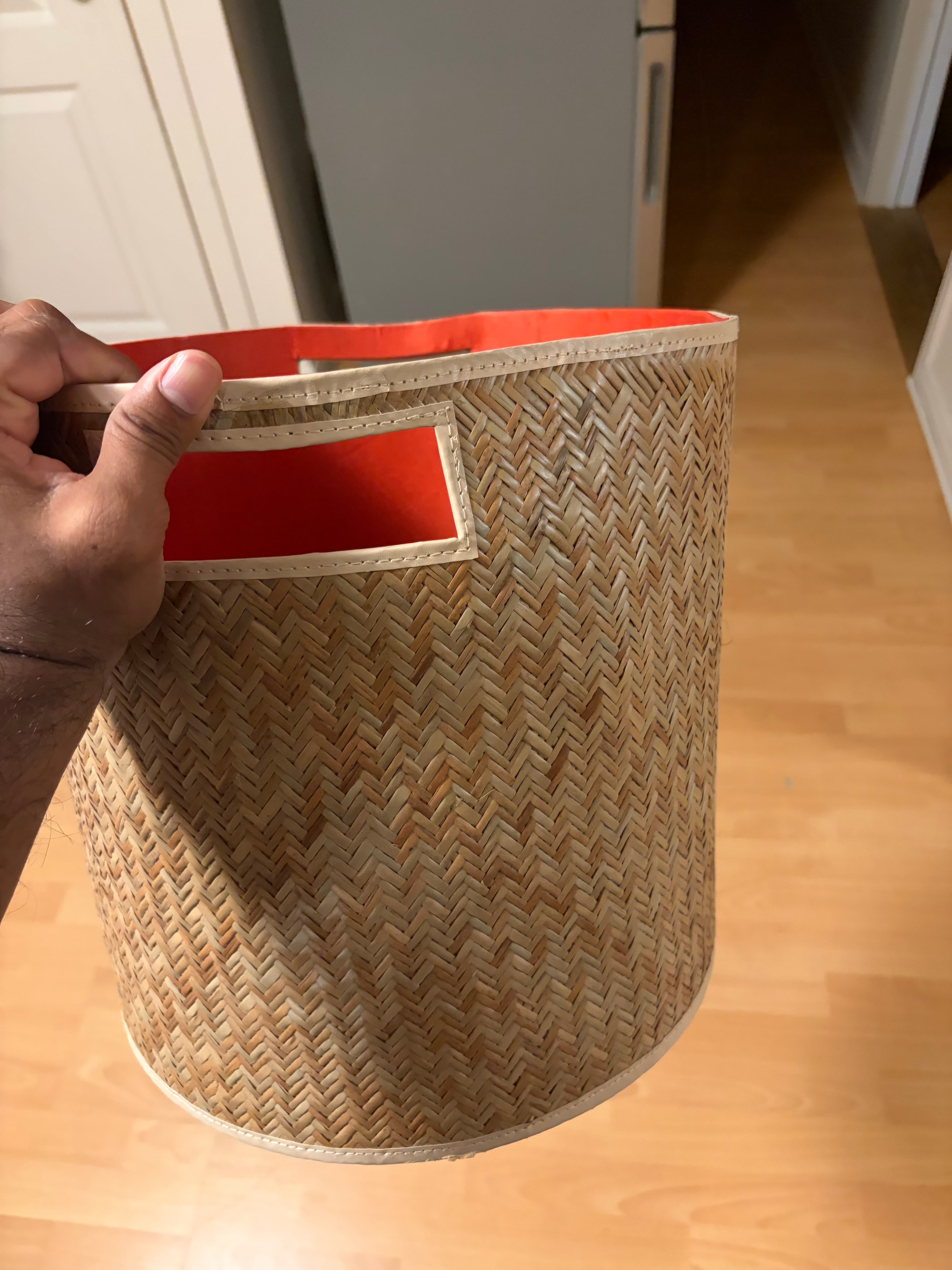 Panier à linge de luxe en rotin et Sheetal Pati